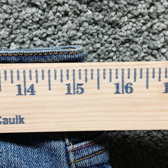 Roca Wear SIze 9 Jeans Gold Embroidery 5 Pocket Design - Picture 5 of 6